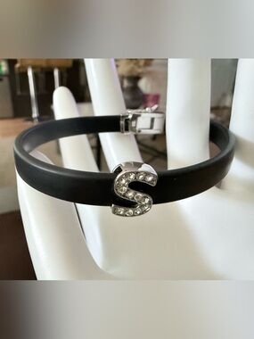 925 Sterling Silver Black Rubber Aquarius Initial S Slide Charm Bracelet 6.75